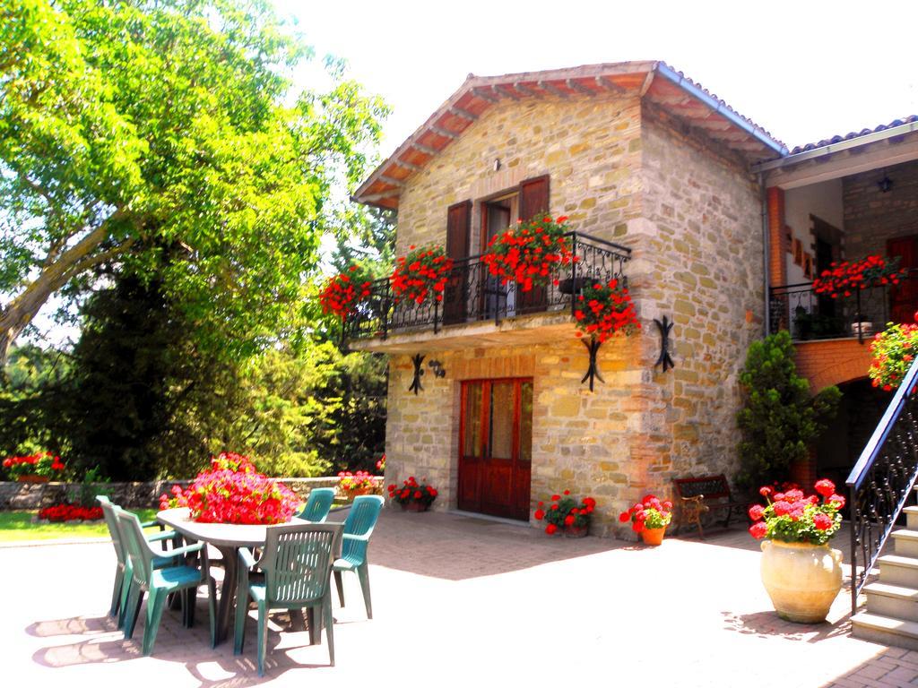 Aurora Villa Gubbio Kültér fotó